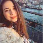 Aslı Sarımsakcı