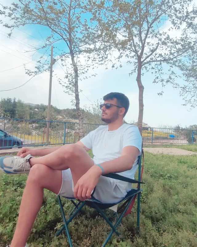 Burhan Topçu