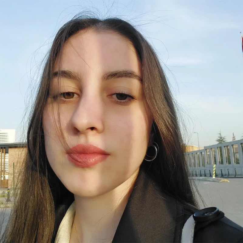 Yağmur Çavuş
